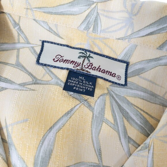 Tommy Bahama Bundle of 3 Silk Short Sleeve Button Down Tops Tropical Hawaiian XL - Picture 16 of 16